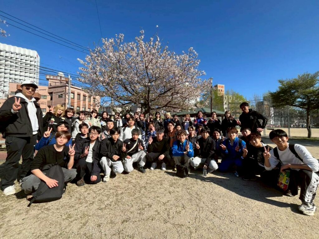 理学療法科】新入生歓迎会 in 稲佐山 - こころ医療福祉専門学校